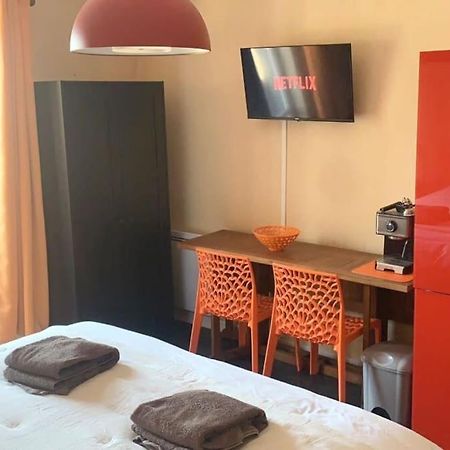 Studio Calme, Grand Parquet,Chateau,Insead Fontainebleau Luaran gambar